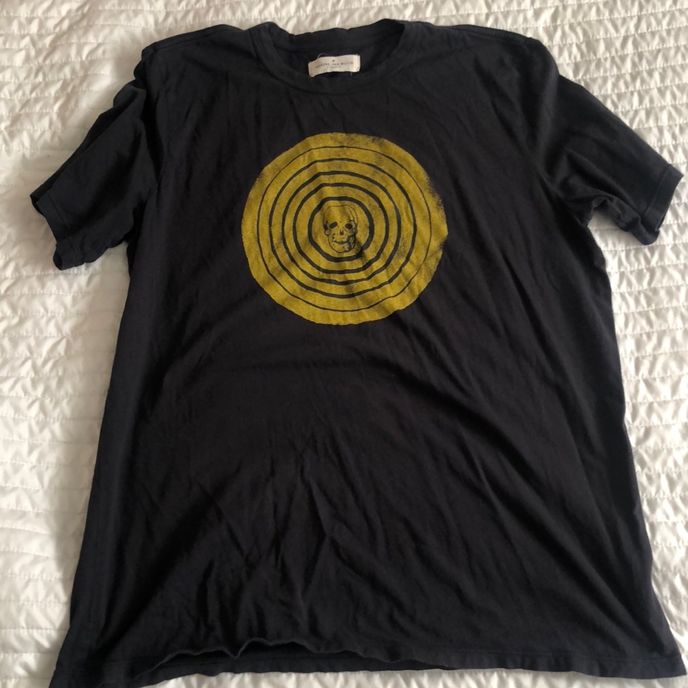 Women’s tee